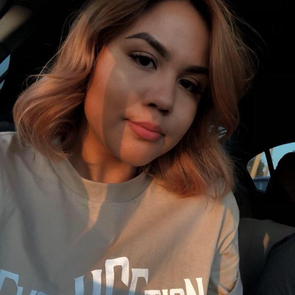 Meet your Posher, Ana - Picture 1 of 1